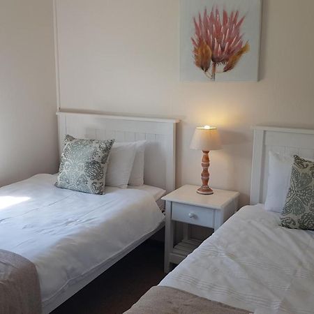 Whale Sea Cottage Gansbaai Exterior foto